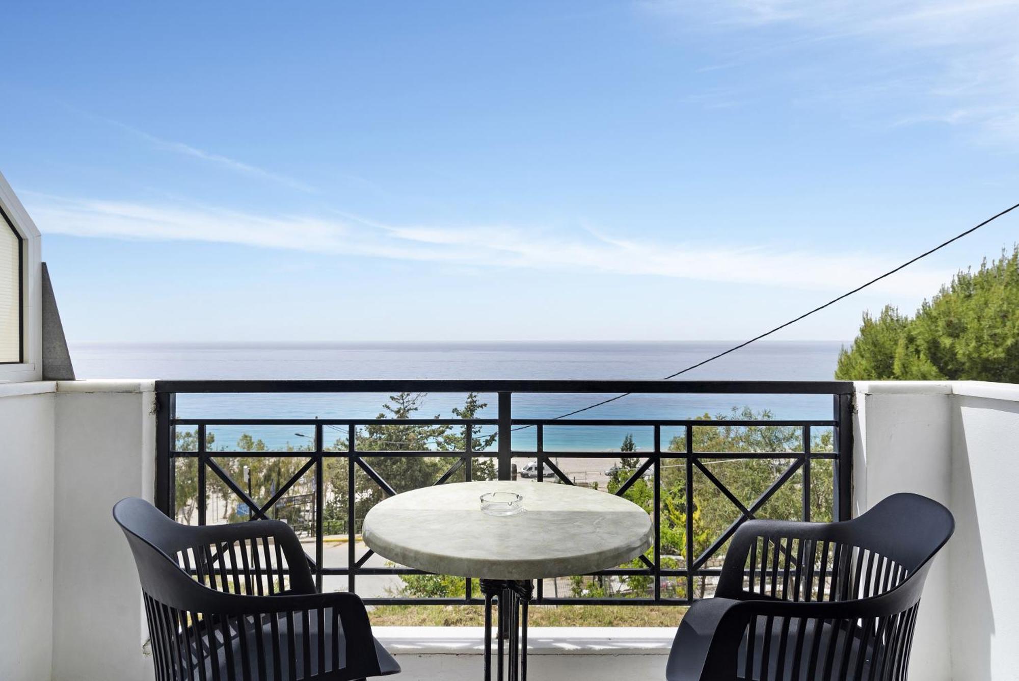 Sunset Premium Studio B Ayios Nikitas Luaran gambar