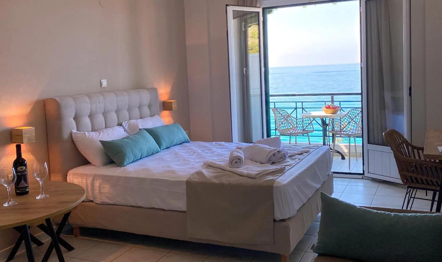 Sunset Premium Studio B Ayios Nikitas Luaran gambar